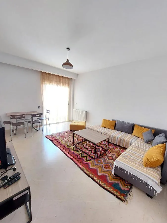 Colourful Appartement location